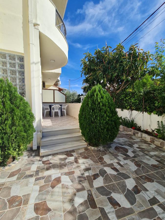 Ava'S Guesthouse Ksamil Exterior foto